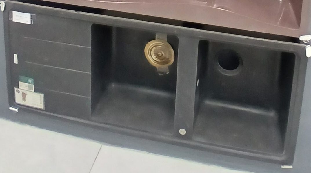 سینک گرانیتی گرانیکو مشکی رگه طلایی G970