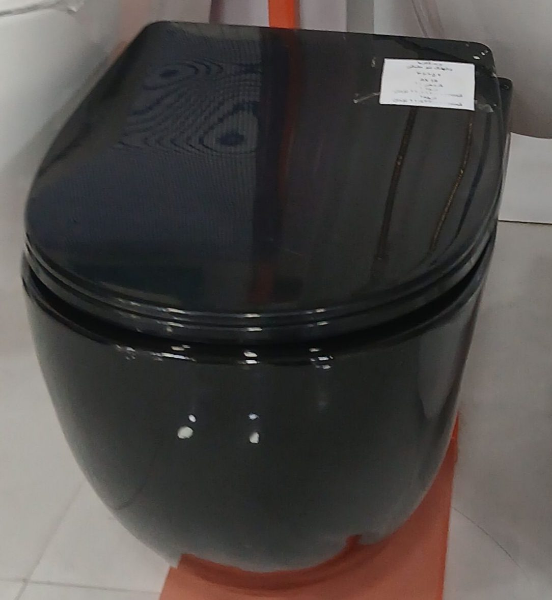 والهنگ لنو مشکی - برند گاتریا - ابعاد 52*36 - AX 18 - خروجی 10 - درجه 2