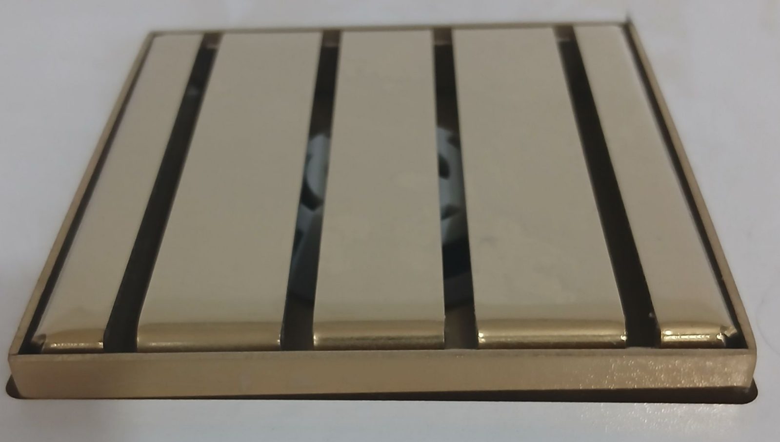 کفشور GOLD 10/10