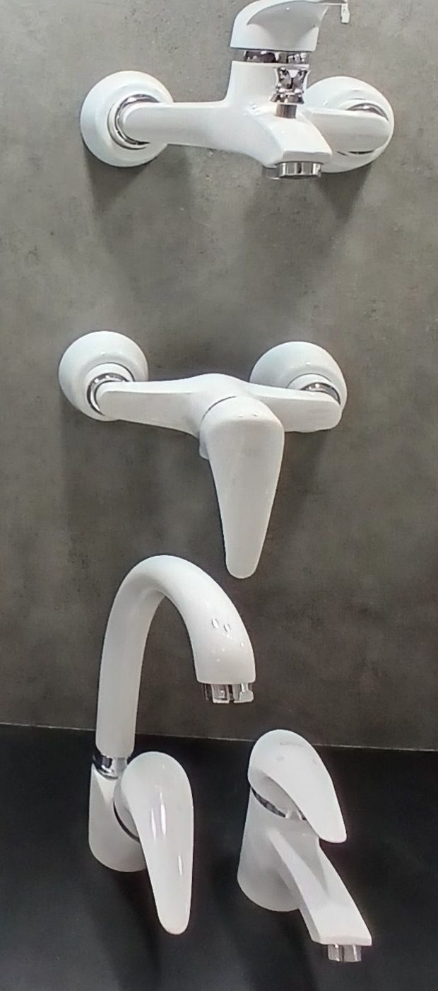شیر دوش کارون سفید کروم کسری